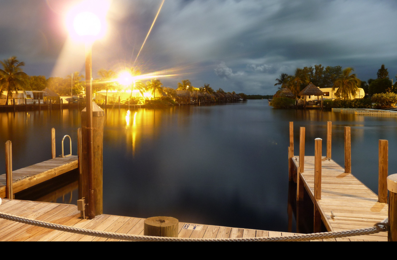 Tapeta miami_camp