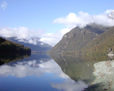 Tapeta: Mirror Lakes