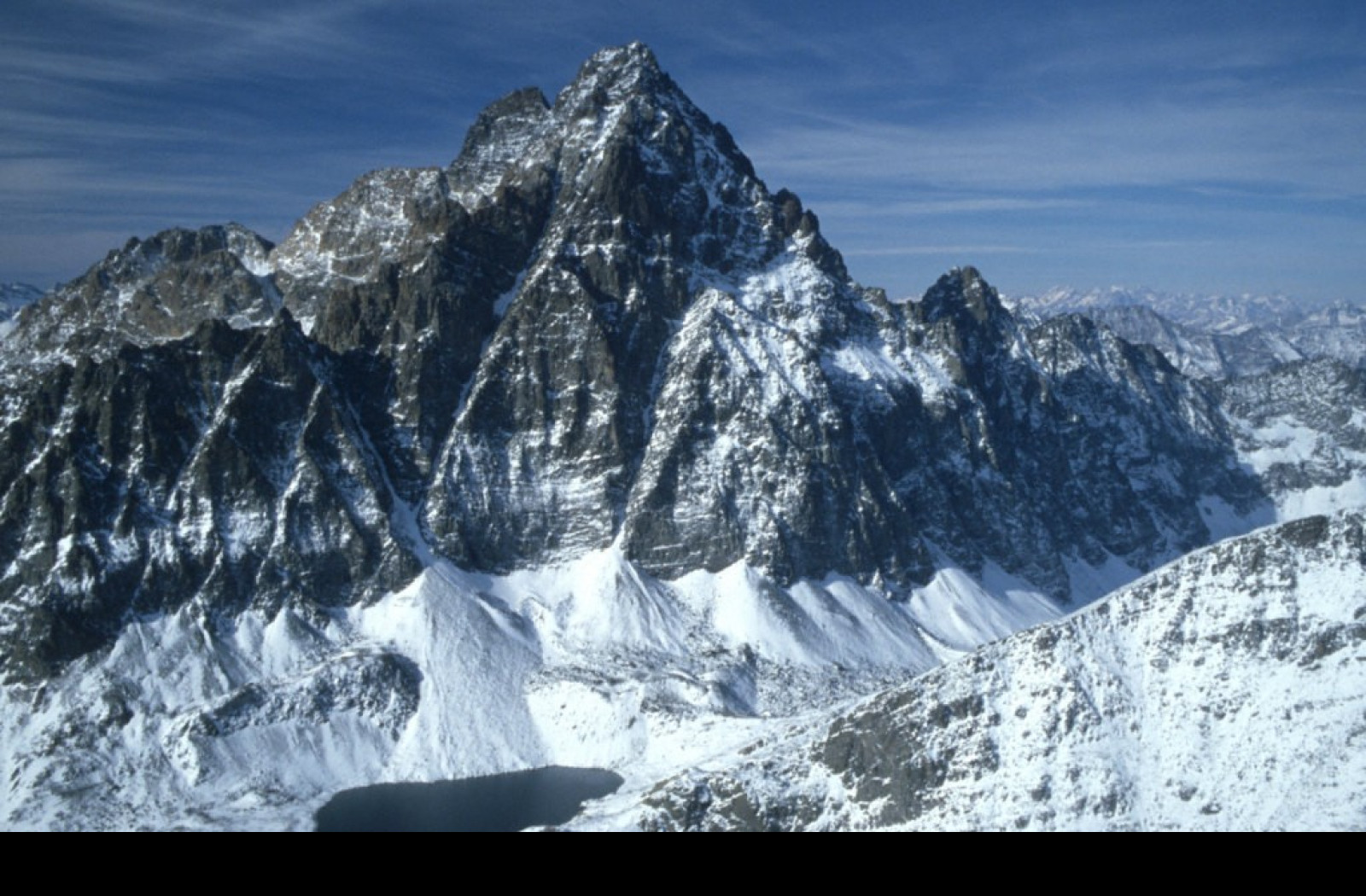 Tapeta monviso_2