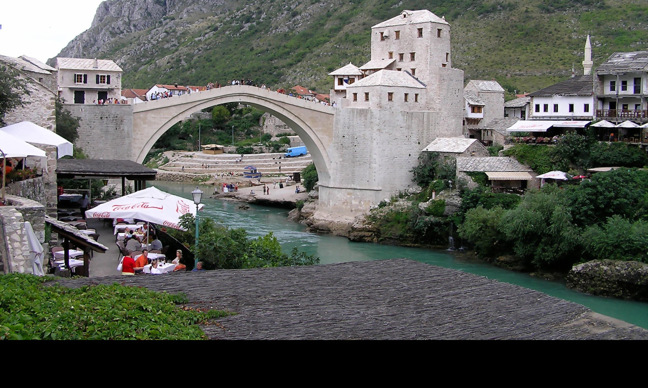 Tapeta mostar1