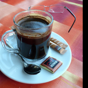 Tapeta na_jestedu_u_kavy