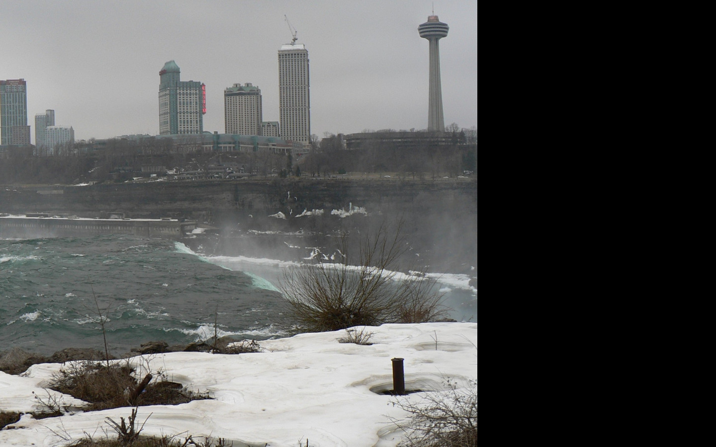 Tapeta niagara_falls__two_monitors