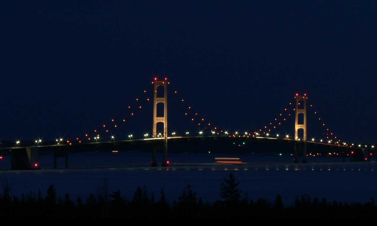 Tapeta night_mackinac_bridge