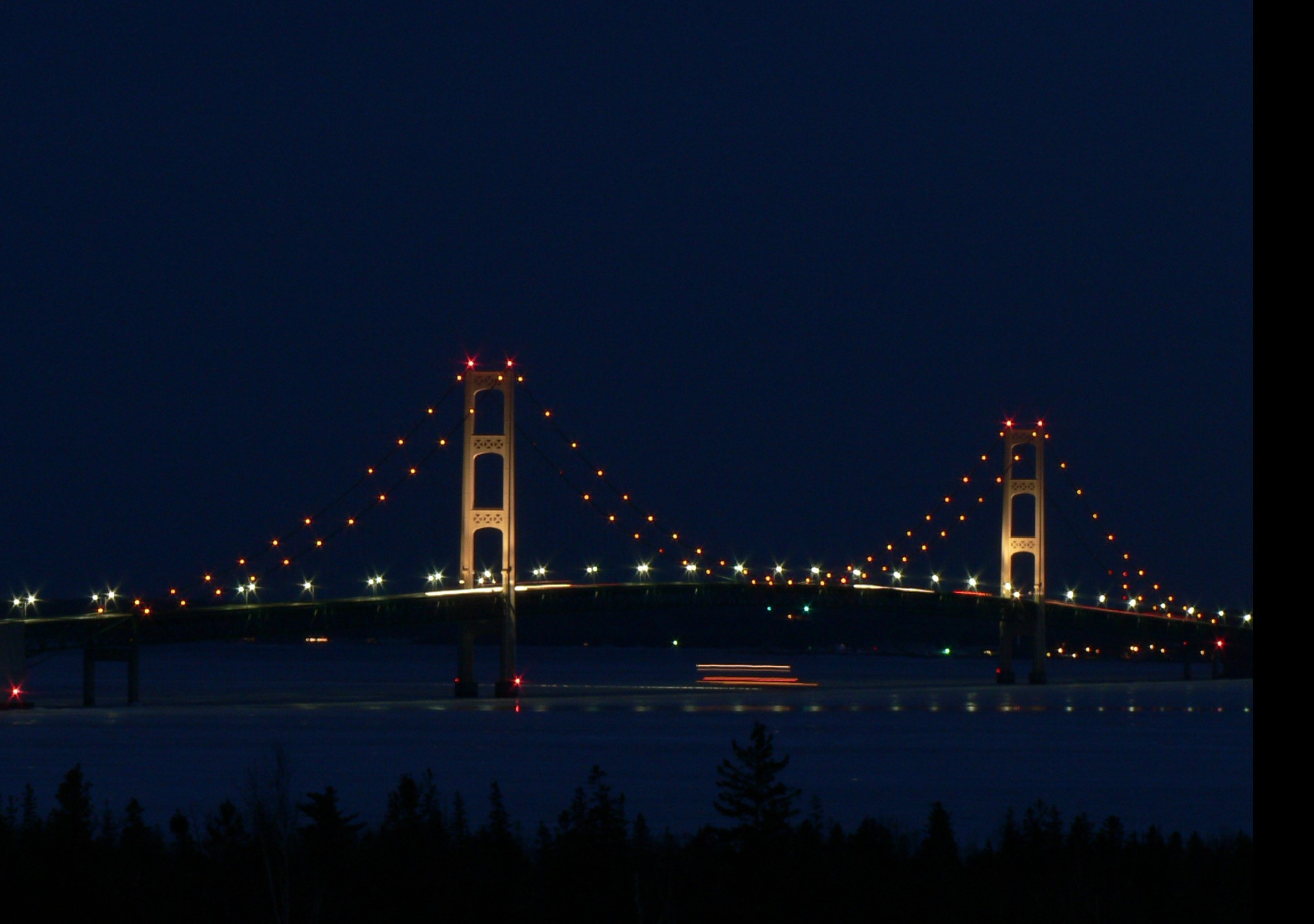 Tapeta night_mackinac_bridge