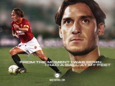 Tapeta: Nike Totti