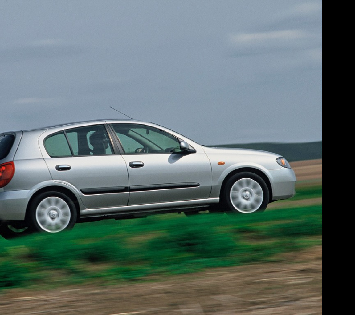 Tapeta nissanalmera4