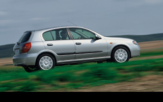 Tapeta nissanalmera4