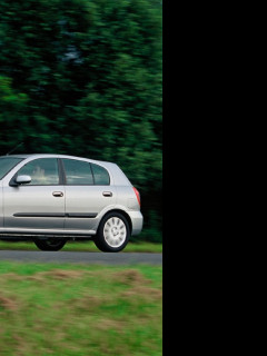 Tapeta nissanalmera5