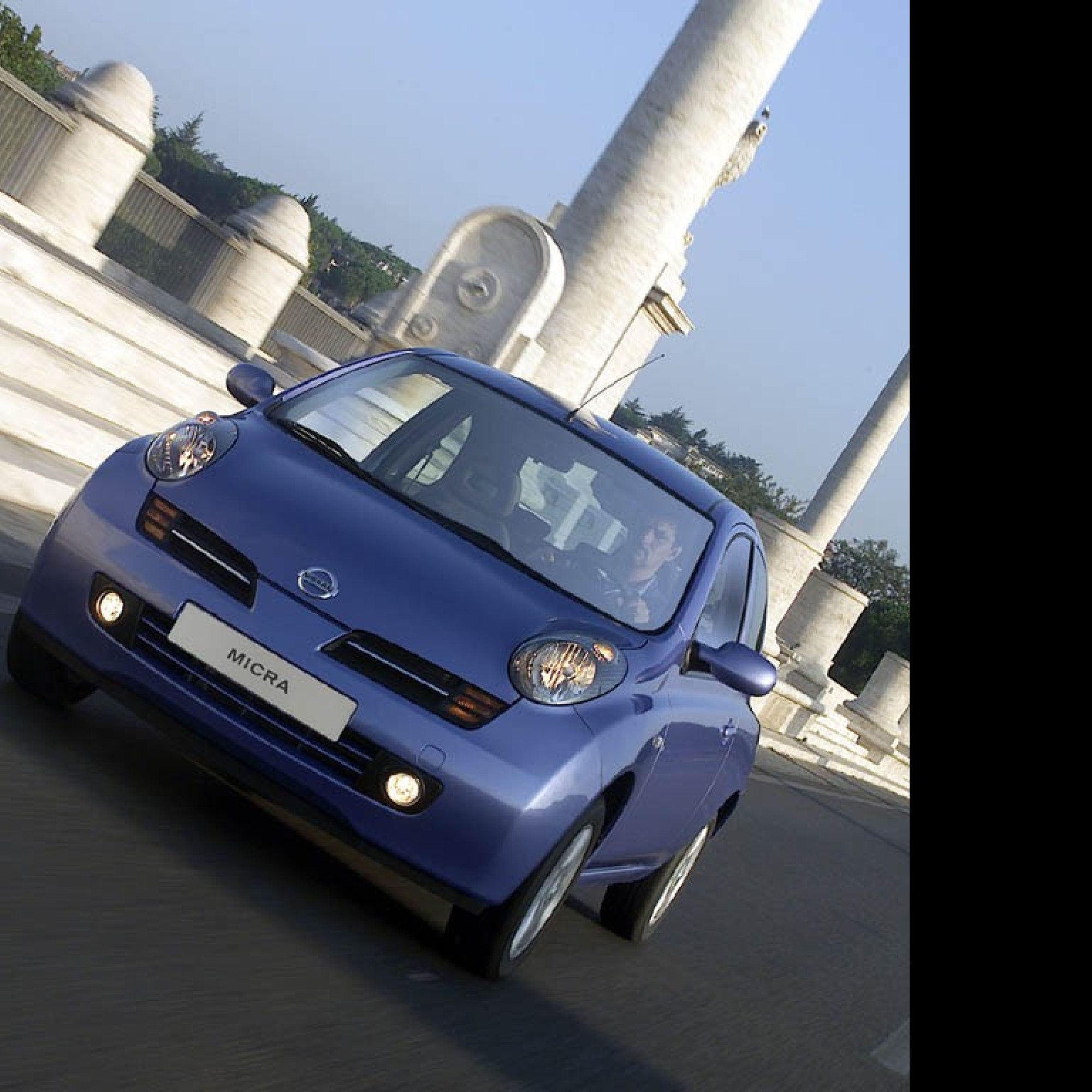 Tapeta nissanmicra2