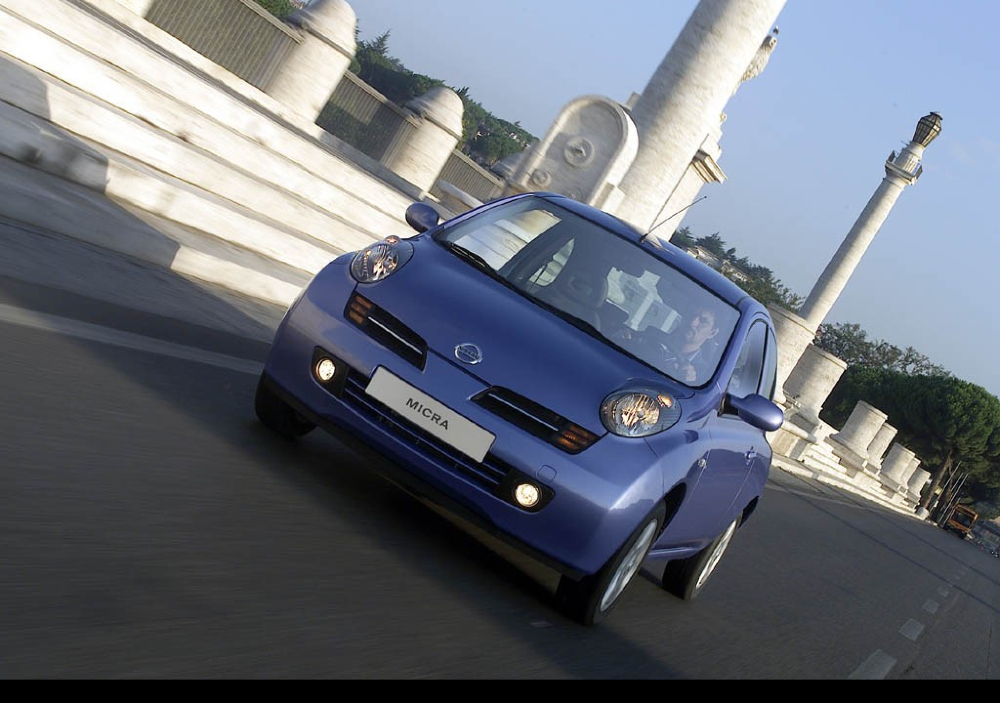 Tapeta nissanmicra2