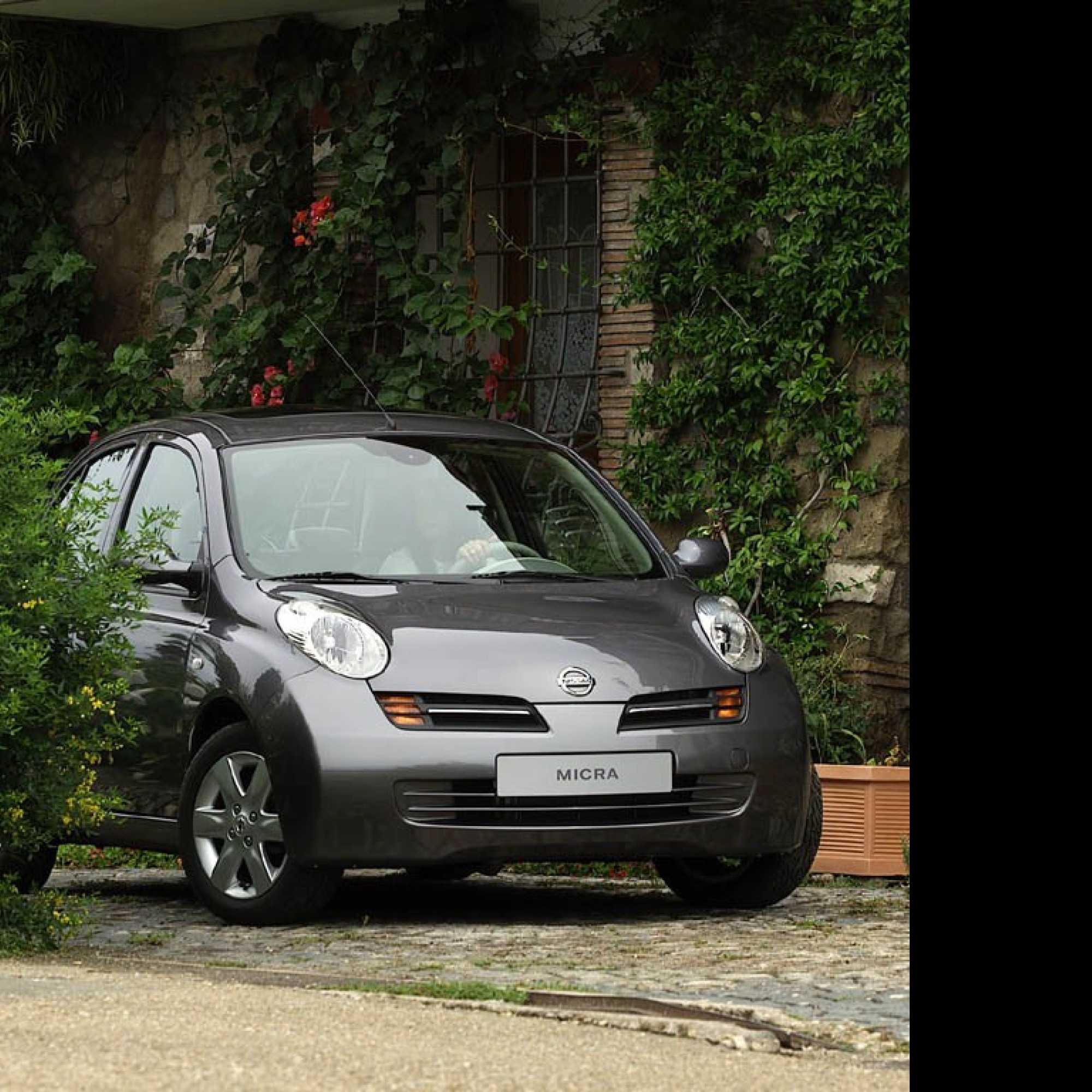 Tapeta nissanmicra5