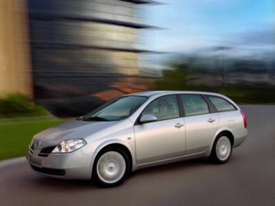 Tapeta: Nissan Primera 2