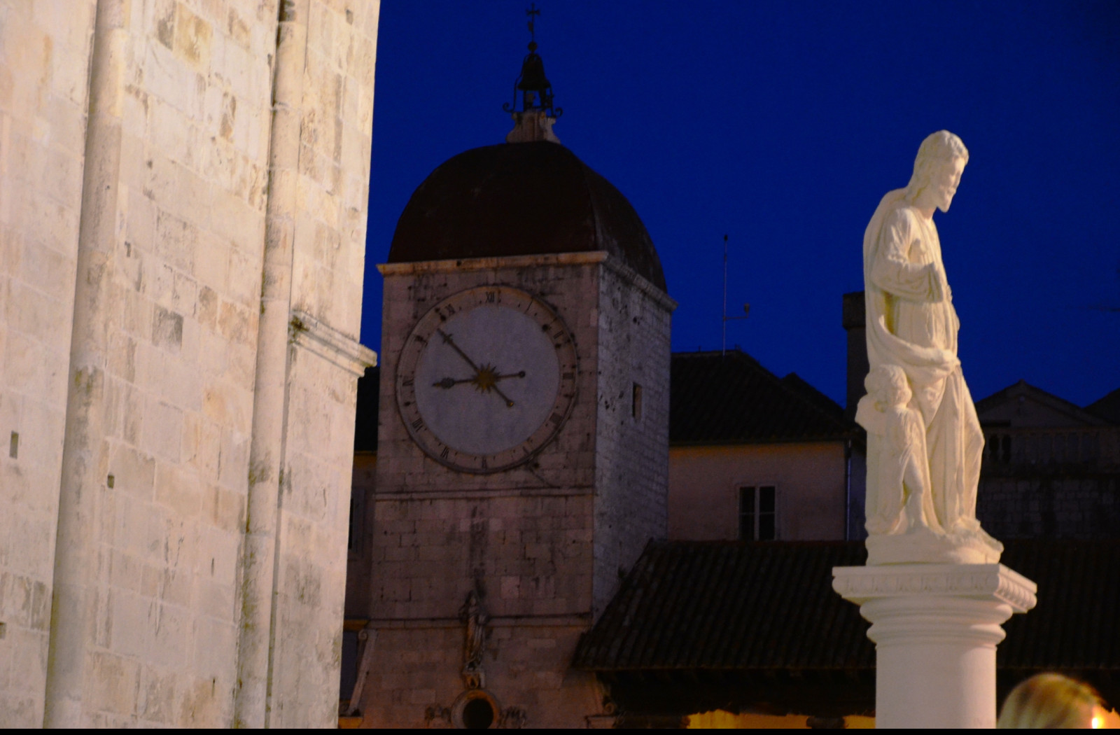 Tapeta nocni_trogir