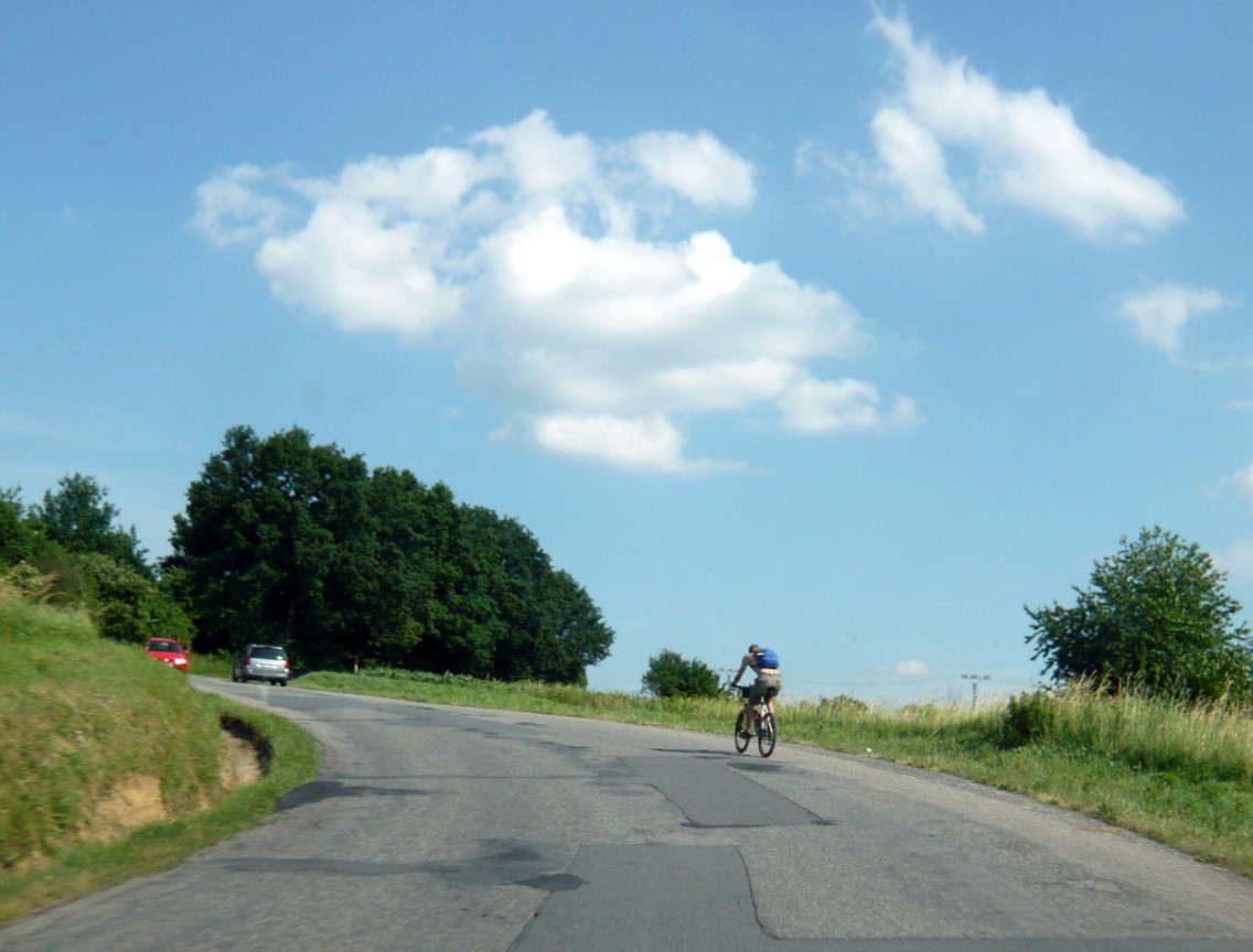 Tapeta osamely_cyklista