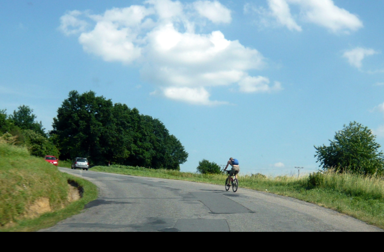 Tapeta osamely_cyklista