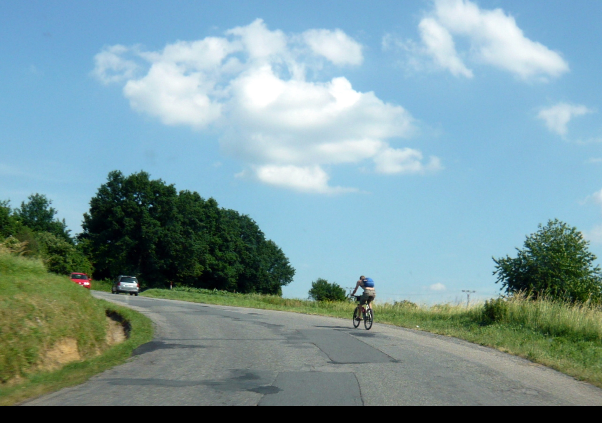 Tapeta osamely_cyklista