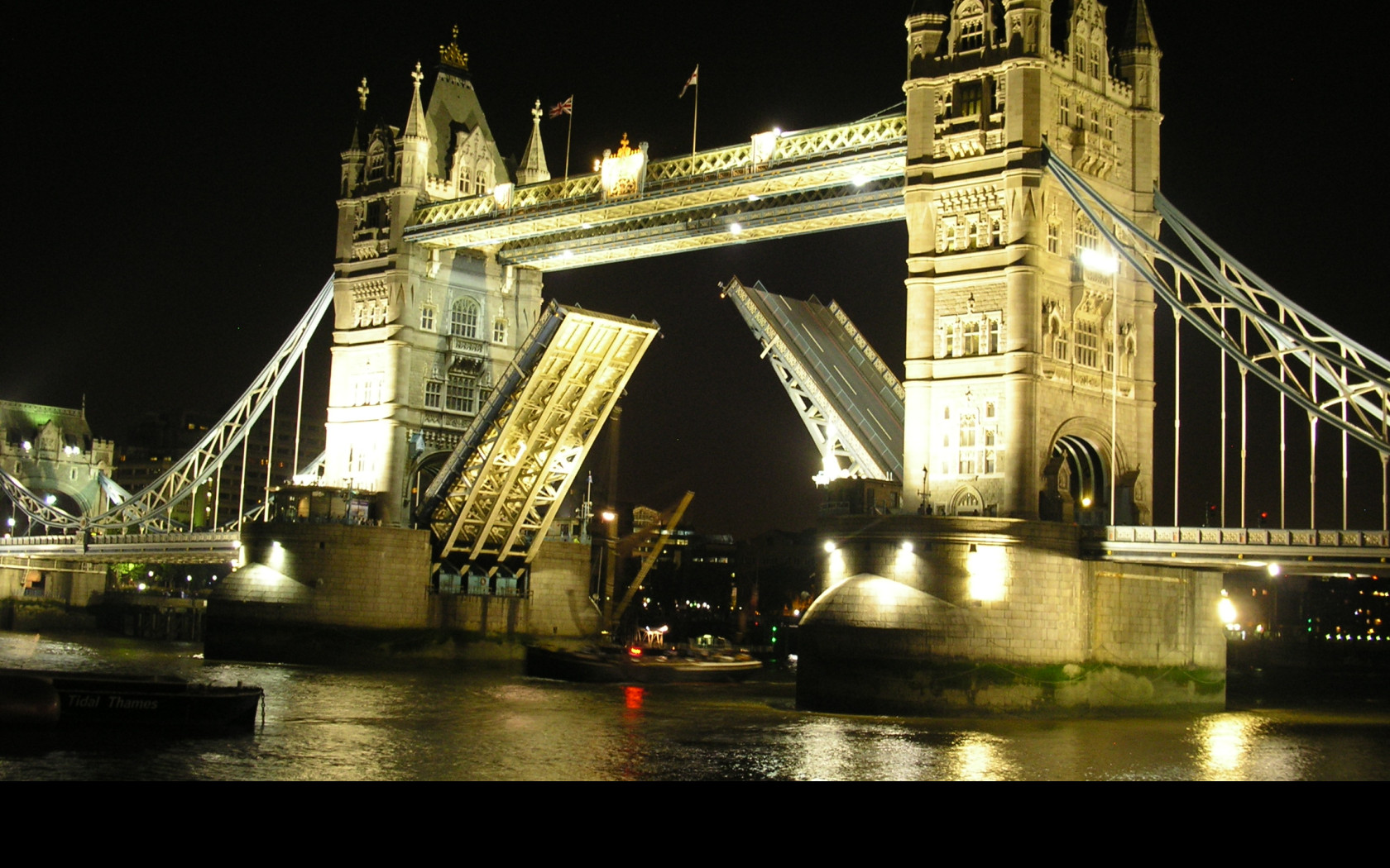 Tapeta otevreny_tower_bridge