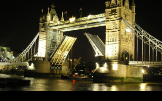 Tapeta otevreny_tower_bridge