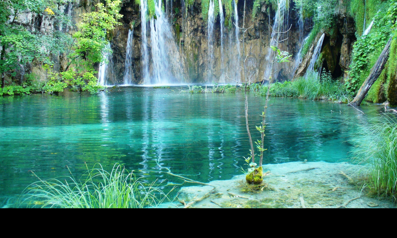 Tapeta plitvice_10