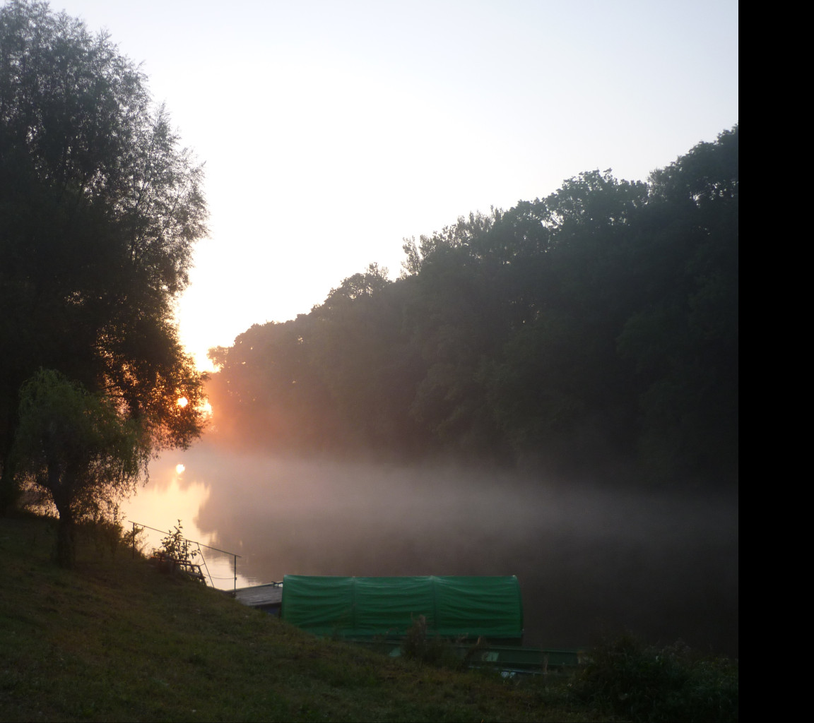 Tapeta podzimni_reka