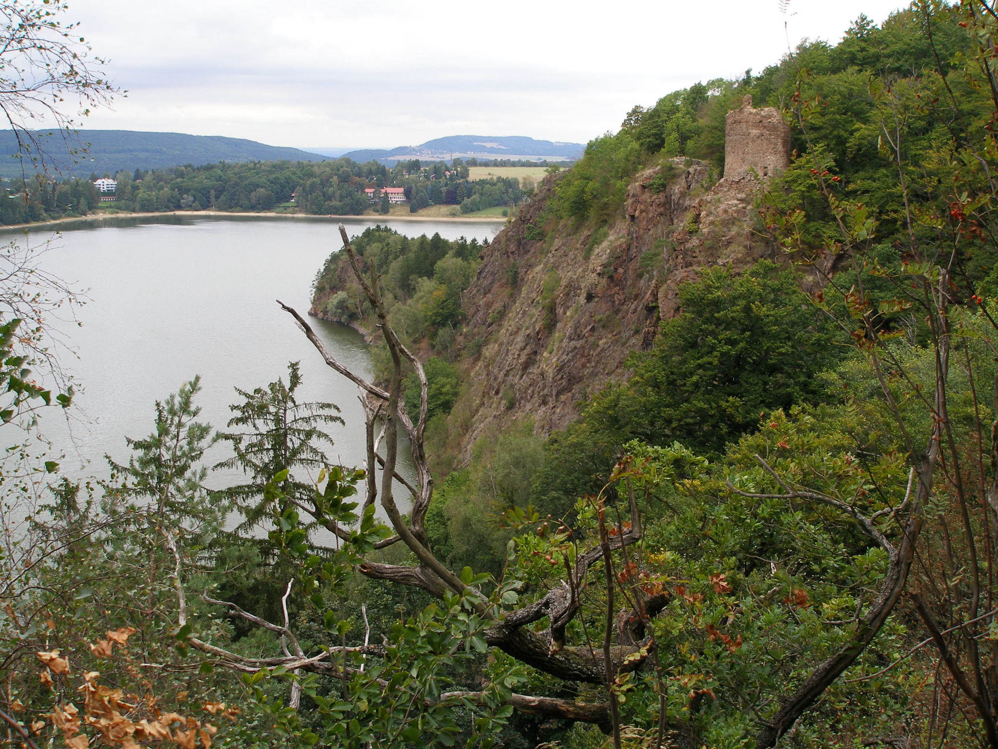 Tapeta pohled_na_hrad_oheb