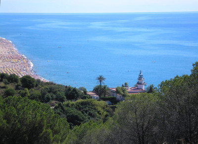 Tapeta: Pohled na majk z Les Torretes