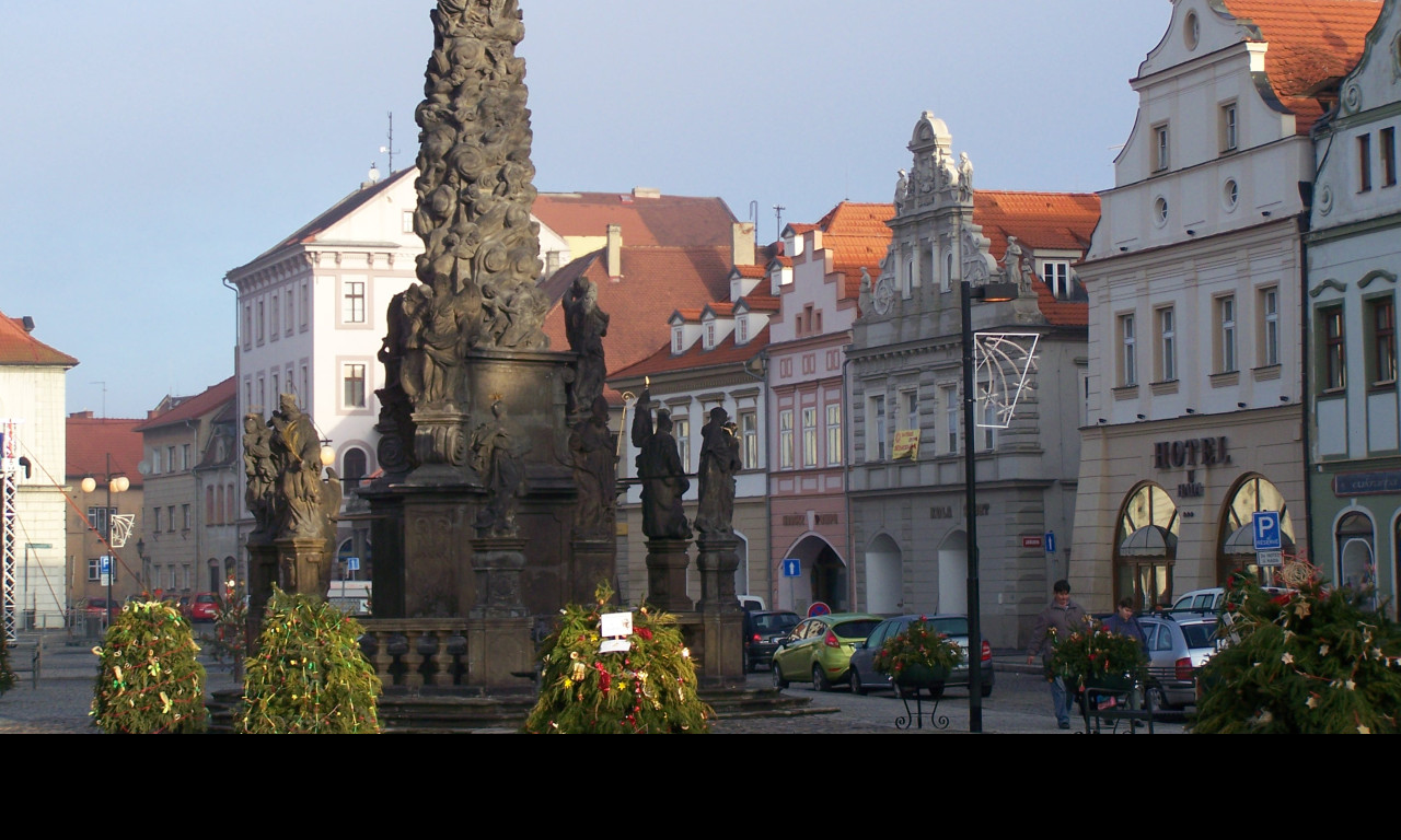 Tapeta predvanocni_zatec