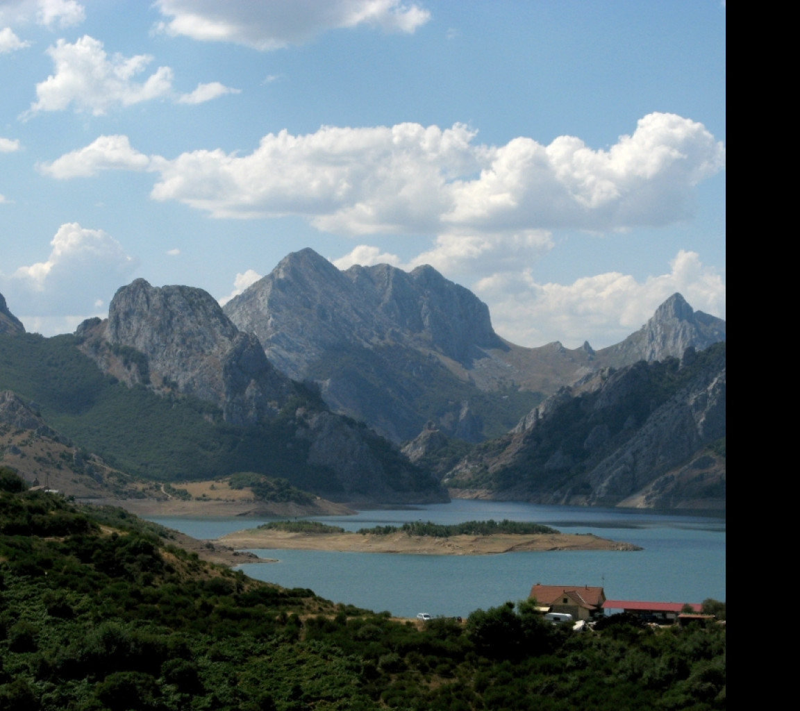 Tapeta pyreneje_6