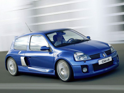 Tapeta: Renault Clio V6