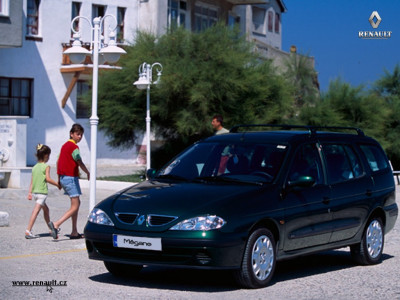 Tapeta: Renault Megane Combi