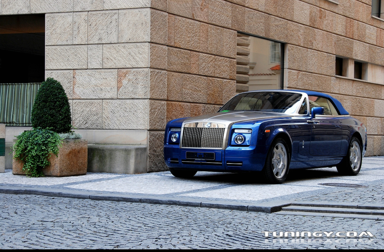 Tapeta rolls_royce_drophead_coupe