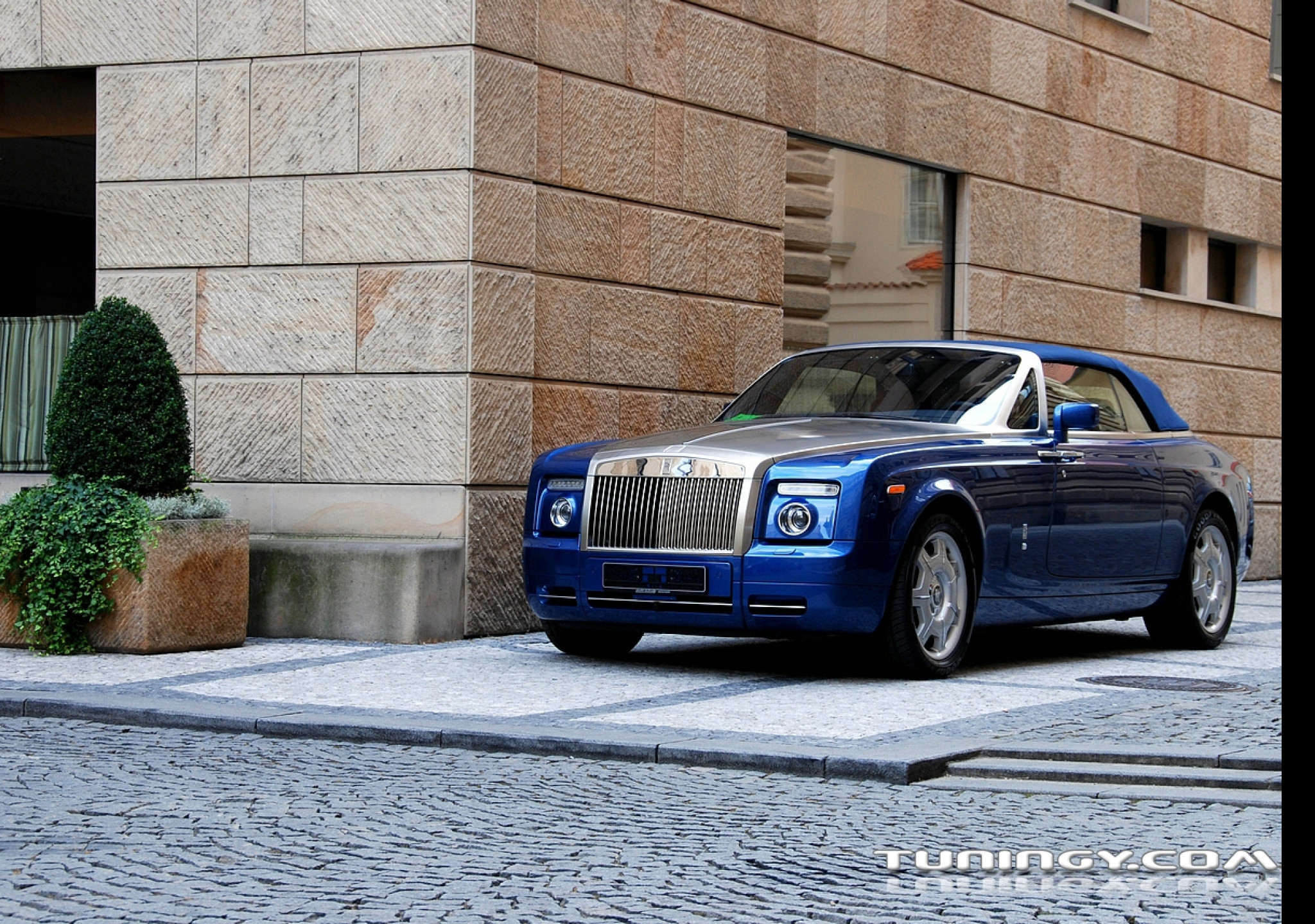 Tapeta rolls_royce_drophead_coupe