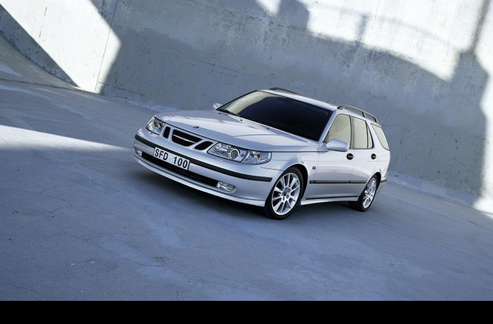 Tapeta saab14