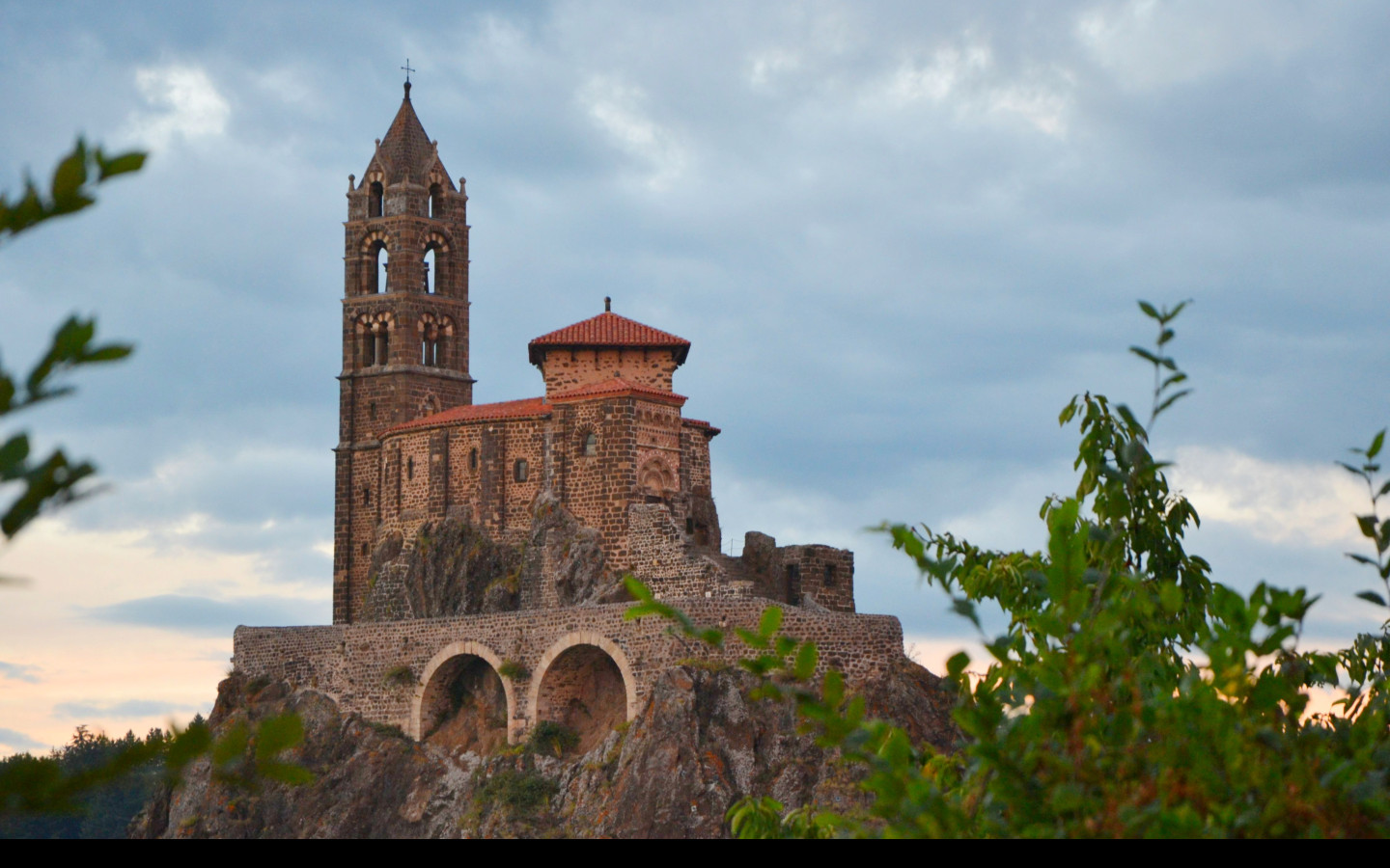 Tapeta saint_michel_daiguilhe