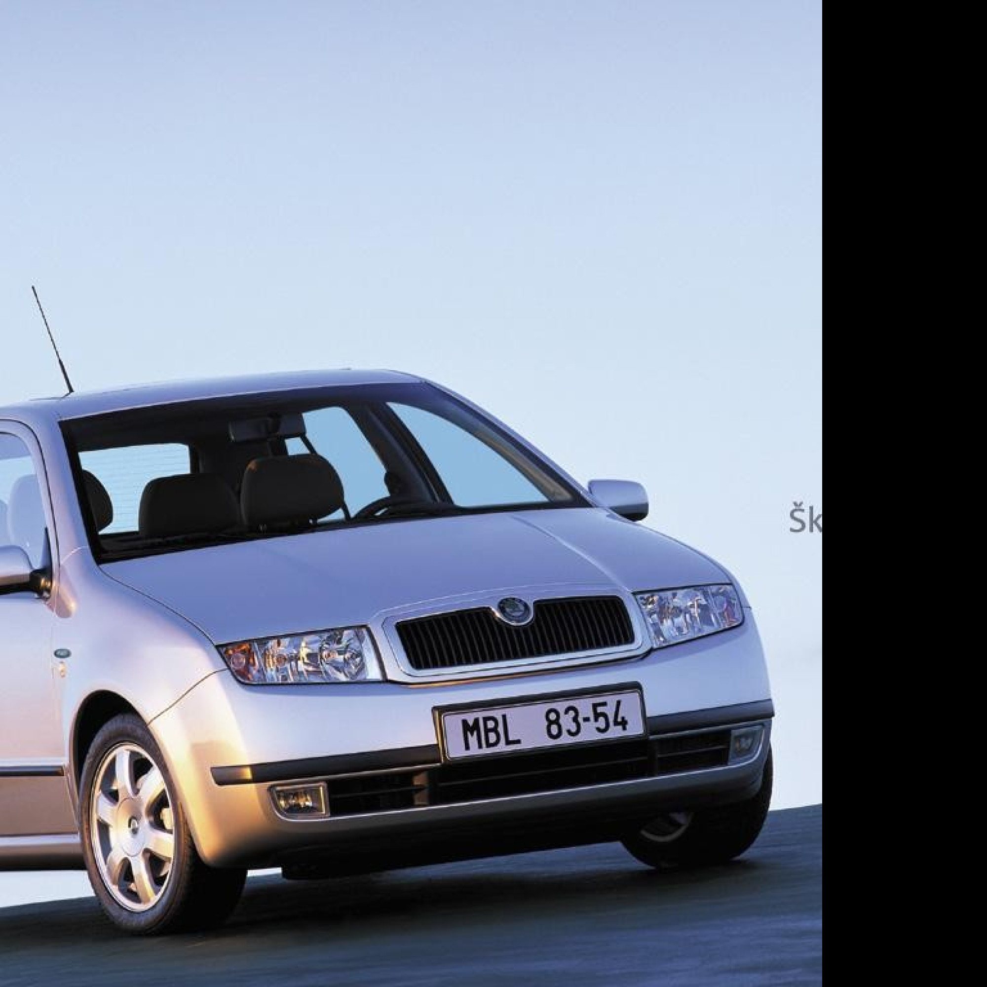 Tapeta skoda_fabia___stribrna