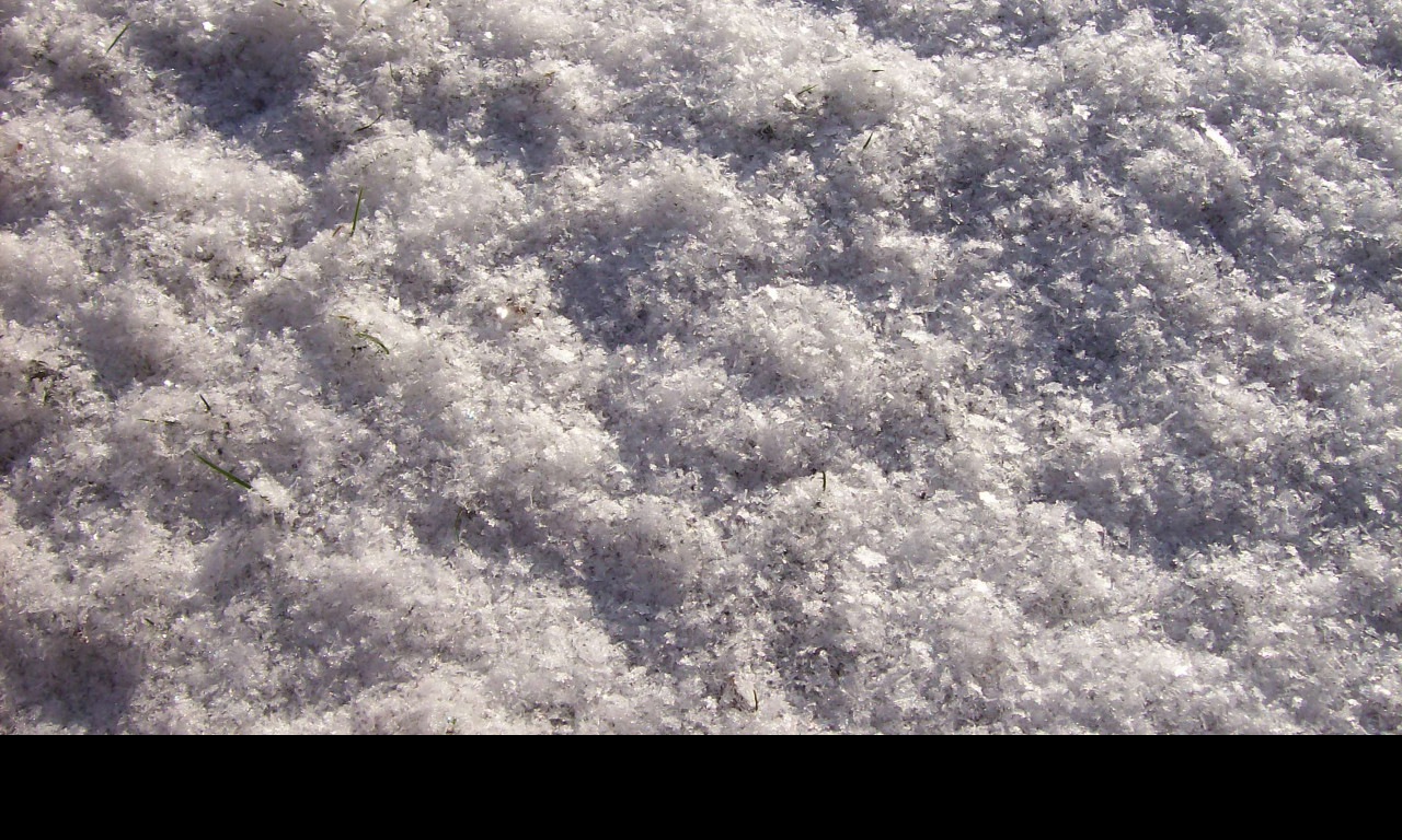 Tapeta snehovy_koberec