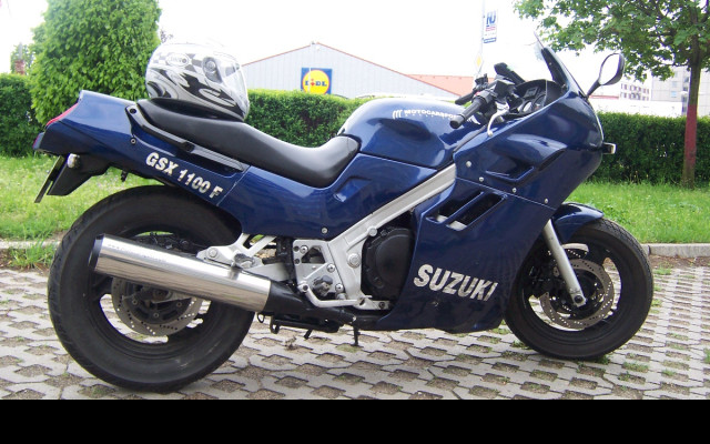 Tapeta suzuki_gsx_1100f