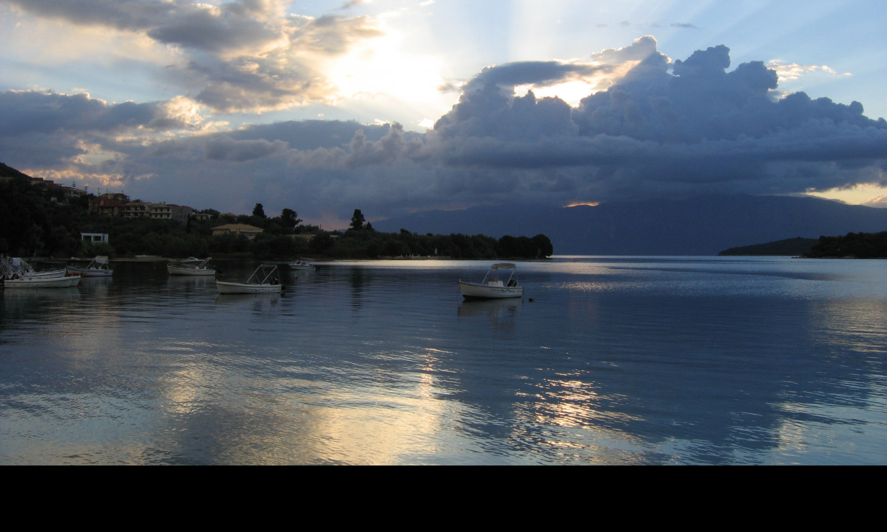 Tapeta svitani__nidri__lefkada