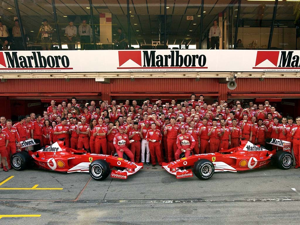 Tapeta team_ferrari_2006