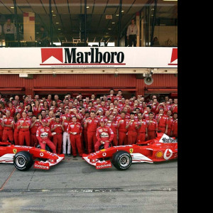 Tapeta team_ferrari_2006