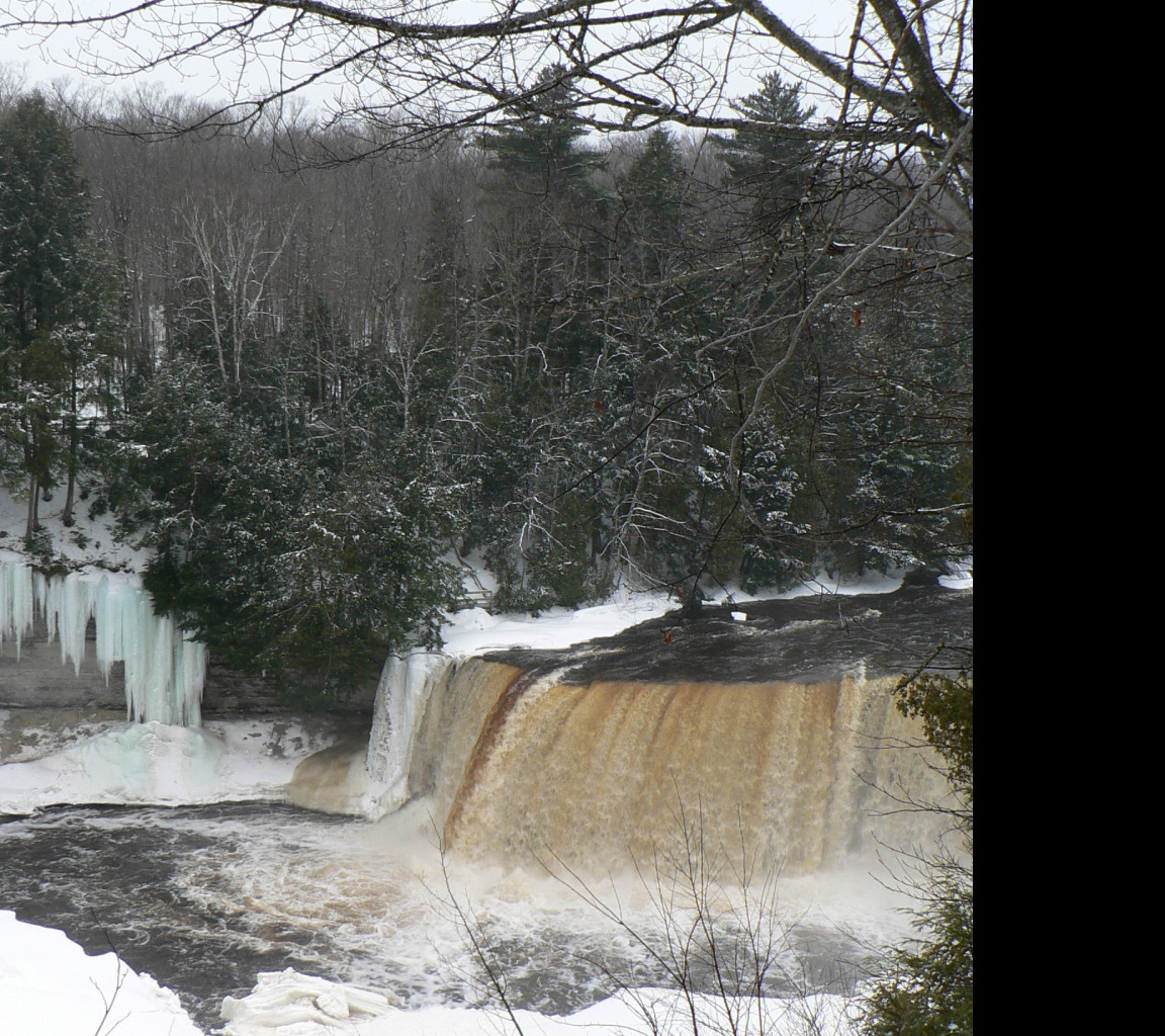 Tapeta the_tahquamenon_falls___upper