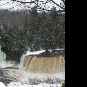 Tapeta the_tahquamenon_falls___upper