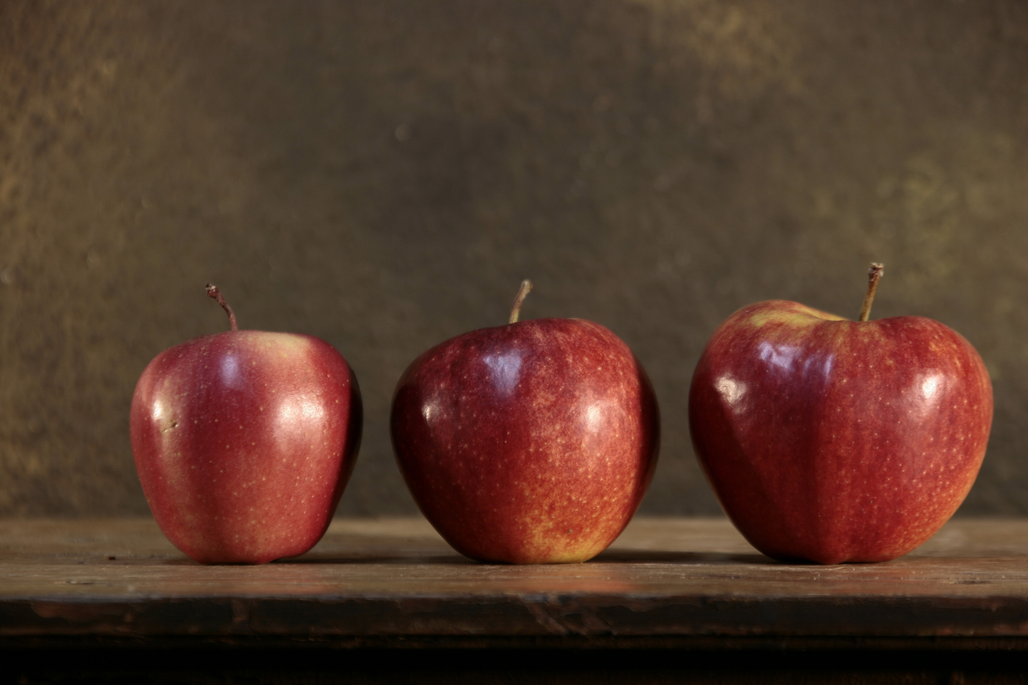 Включи 3 яблока. Три яблока. Картинка 3 яблока. Два красных яблока.