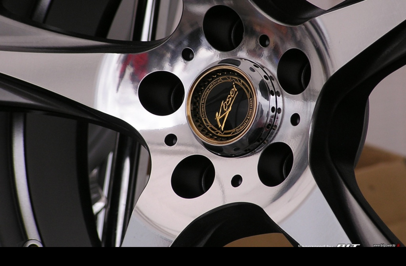 Tapeta tuning_kolo