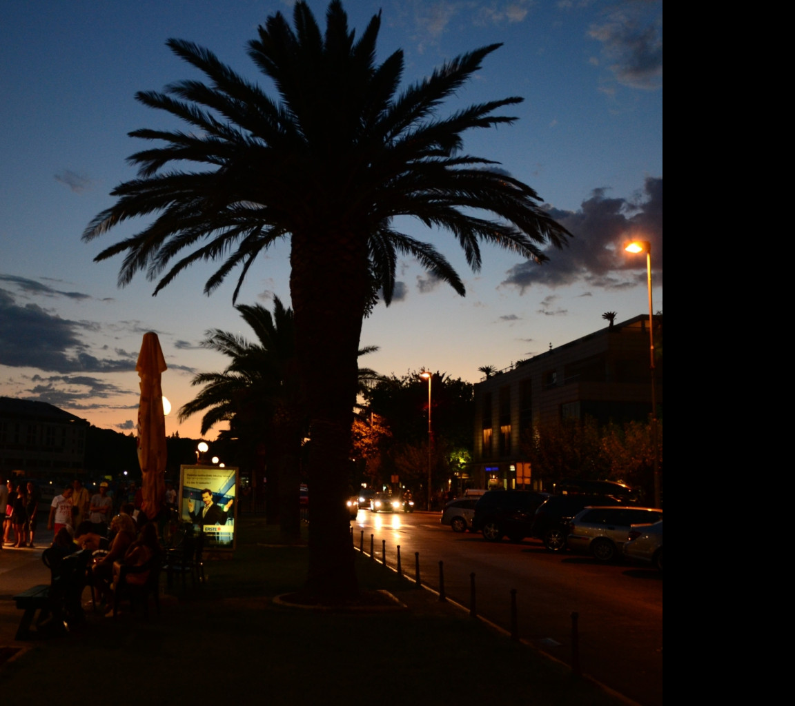 Tapeta vecerni_makarska