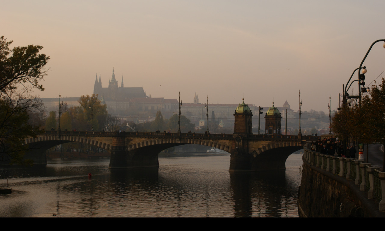 Tapeta vltava_a_hradcany