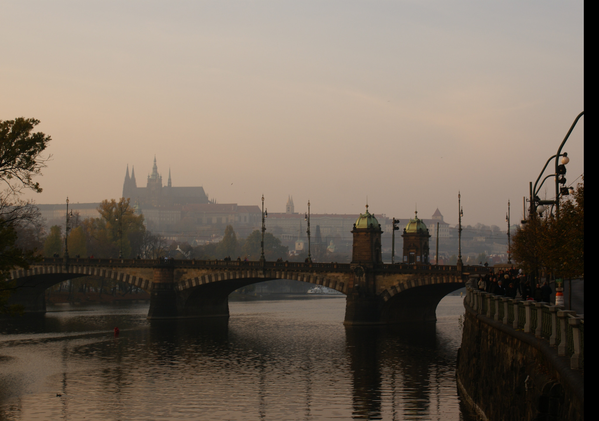 Tapeta vltava_a_hradcany