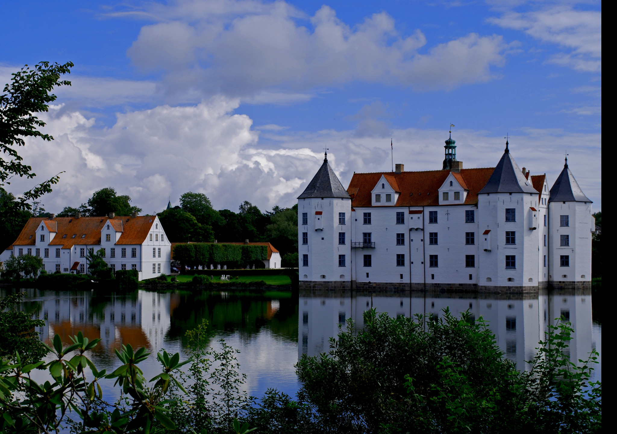 Tapeta vodni_zamek_glucksburg