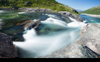 Tapeta vodopad_husedalen__norsko