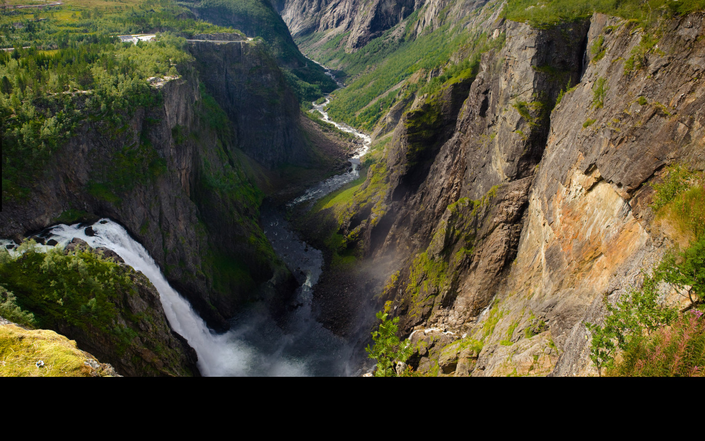 Tapeta vodopad_v__248_ringfossen__norsko